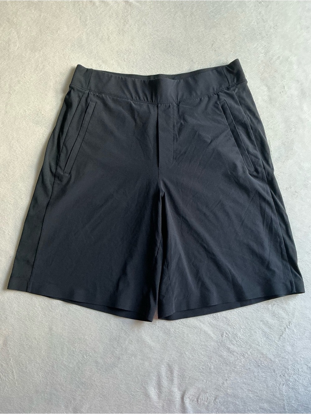 Athleta Brooklyn Bermuda Shorts Black Size 8 Lightweight Athletic Travel